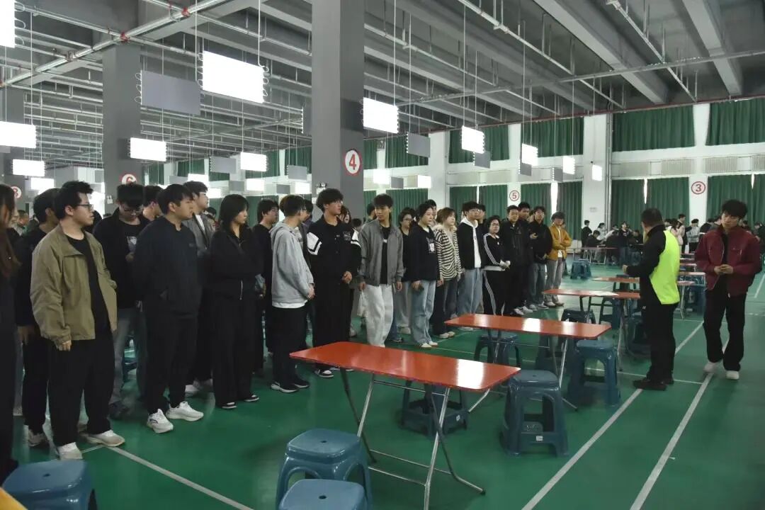 我校举办第十二届智力运动会